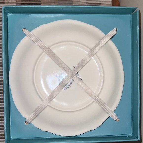 Burton + Burton Floral Peony Bone China Teacup & Saucer Set | Gift Box - Picture 8 of 8